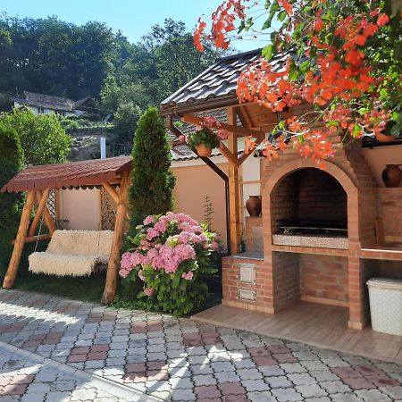 Casa Dacica Hotel Rîşnov Exterior foto